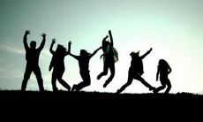 一些美丽的词语来表达友谊的深邃含义：探寻友谊真谛的珍贵句子