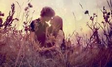 不离不弃的真爱：美丽的关于相守的爱情句子分享