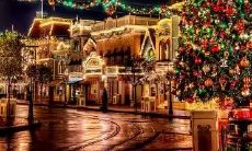 The Content of Christmas Themed Handwritten Posters in English and Their Translation