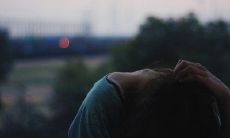 1000条给人心酸的伤感句子，助你释放内心情感的完整清单