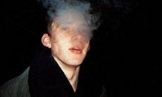 浪漫主义时期流行的颓废风格所创造的深刻、冷漠的语句表达方法——探秘颓废的句子