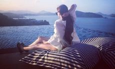 气温骤升，灼热炽烈，让人闷热燥烦的心情描绘