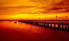 精选唯美的黄昏句子，浪漫迷人的夕阳诗句，沉醉于落日余辉的独白，感受自然与时光的交织缭绕，关于黄昏的优美表达汇总