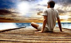 探索人生态度的智慧箴言和哲理思考：探寻人生意义、满足和快乐的路径