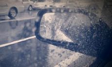 愁雨纷纷，似缘未尽且未停润季节