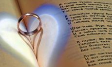 永不褪色的爱情，从初见相遇到白发苍苍，我将陪伴你走过人生的每一程