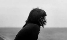 经历痛苦折磨而导致心灵崩溃的令人不安的言辞