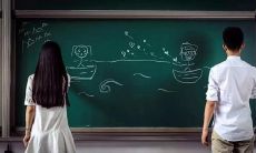 如何用幽默的语句哄开心拥抱你刚刚回来的情人？