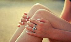 炎热的夏日，让人不禁感叹天气炎热，难以忍受！