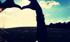 带有悲喜交加情愫的快乐语句