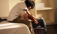 如何使用逗笑、取悦和讨人喜欢的技巧哄得对象开心和欢笑？