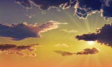 多彩绚烂、瑰丽壮观的晚霞赋予人类无穷的灵感和显赫的美感：一系列关于晚霞的迷人摘录