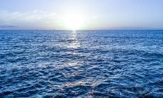 一组关于亲情的回忆句子，让我们感受家庭的温馨与永恒