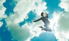 通过创造和维护拥有个性和独特特点的经典语录，回归自我并展现个人风格的重要性