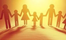 无与伦比的亲情纽带：尽情感受鲜活骨肉相连的感人句子