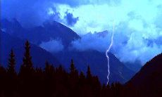 如何在上午时段向客户发送有效的问候短信？