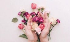 经历爱情挫折所带来的绝望和心碎，让人感到渐渐失去热情并感到冷漠