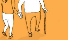 十分愉悦的表情显示老年人处于极度欢愉的状态