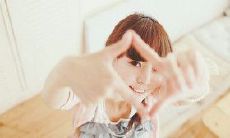 即使情绪低谷，仍需笑容面对的格言和名言