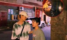 十分甜蜜的情侣展现爱意的完整系列