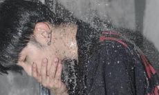 表达我内心深处难以言说的不安和伤痛之情