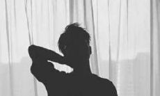 在面临各种挑战时对婚姻感到疲惫不堪的引人深思的表述