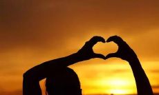 陪伴你的时刻是我最快乐的时刻：一句带着温暖的话，让身边人感受到无限爱意和关怀