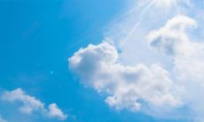 在青春的洪流中，欢乐满怀的少年洋溢着勇气和自信，充满激情的少年散发着无尽的活力和朝气