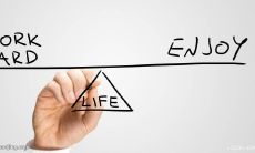 如何寻找和实现自己的人生价值：探讨座右铭在日常生活中的作用与重要性