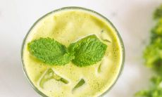 夏季文艺气息浓厚的情感句子和唯美诗句：沐浴阳光的夏日充满声色俱佳的文艺情调