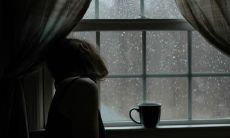 我对我酒鬼老公的行为感到失望，这种失望持续了很长时间