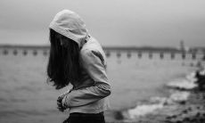 挥之不去的压力与焦虑：描绘当下生活中常常让人心烦意乱的情境