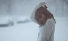 用语言表达内心迷茫和失望的感情，对情感状态的反思和思考