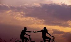 针对丈夫的令人失望的表达，描述情感的短语