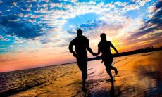 一份感人至深、浪漫动人、甜蜜满满的写给女朋友的情话短句！