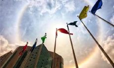 编写让人快乐的话语，满载人生幸福的短语汇编