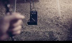 当你离去之后，我仍在想念你并努力寻找你的足迹