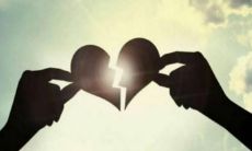 七夕情人节分手后的心情倾诉，适合朋友圈表达的感受与句子推荐